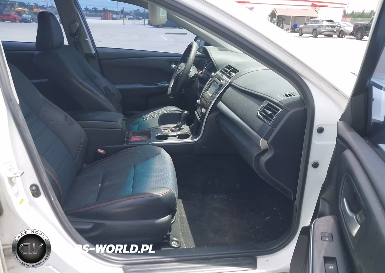2015 Toyota Camry Se VIN:4T1BF1FK9FU921734 - 5