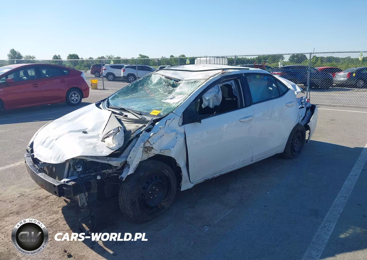 2017 Toyota Corolla Le VIN:5YFBURHE2HP625647 - 2