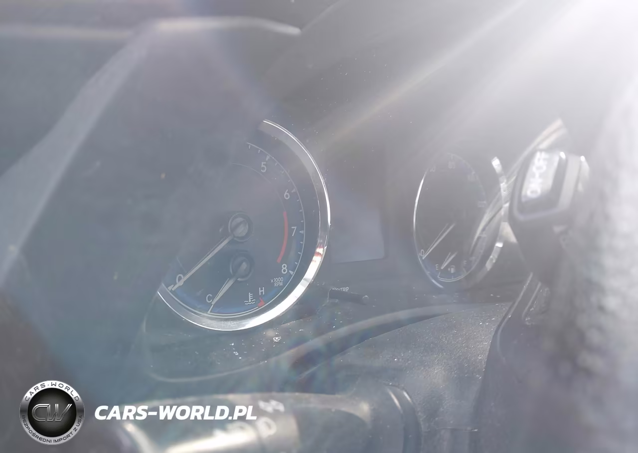 2017 Toyota Corolla Le VIN:5YFBURHE2HP625647 - 7