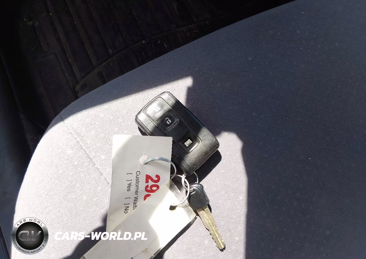 2007 Toyota Prius VIN:JTDKB20UX73279306 - 11