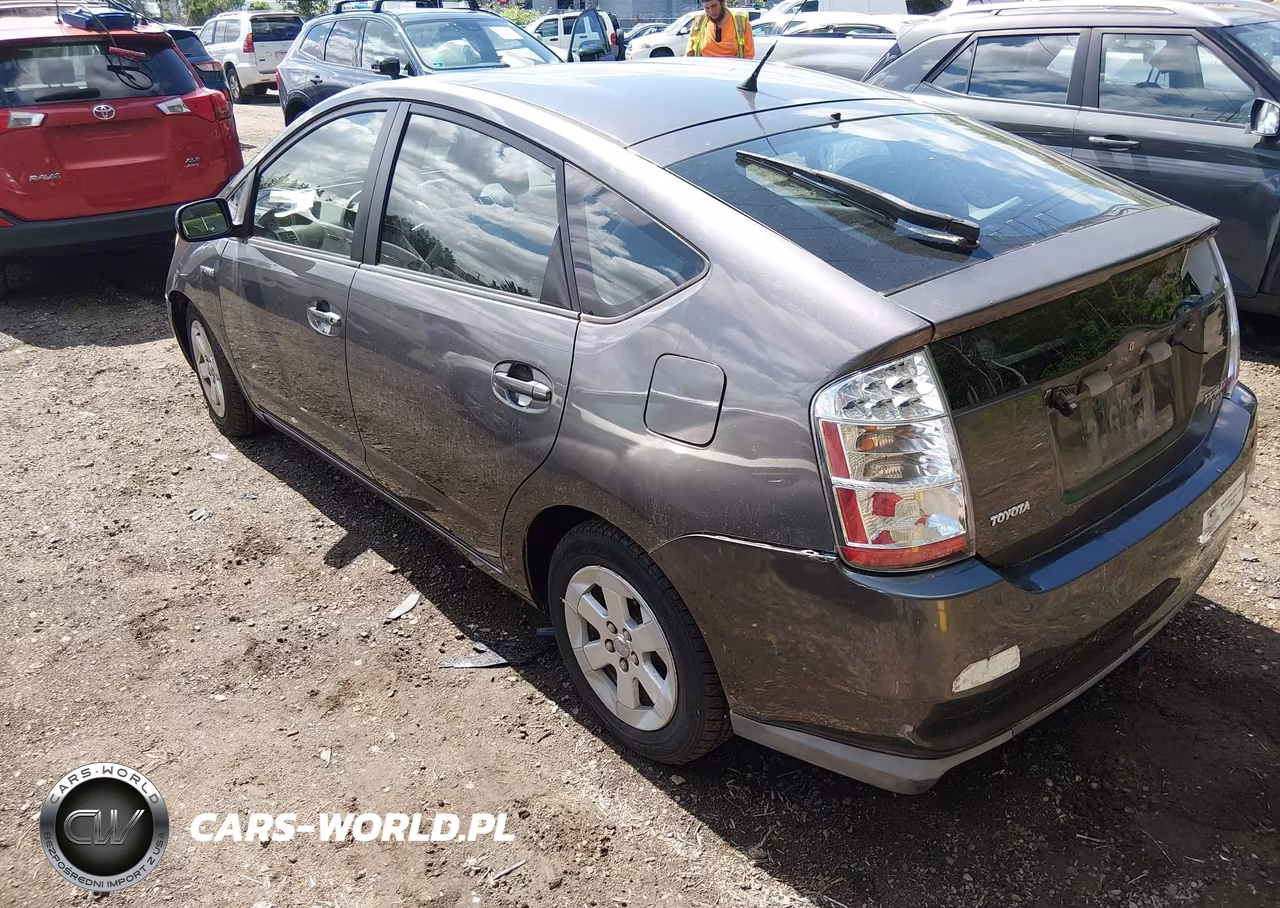 2007 Toyota Prius VIN:JTDKB20UX73279306 - 3