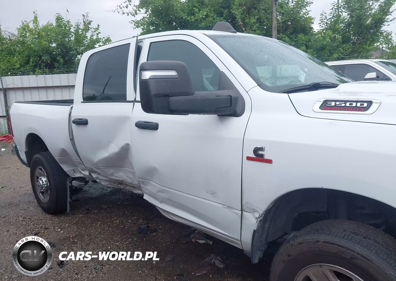2024 Ram 3500 Tradesman 4X4 6'4 Box VIN:3C63R3CL1RG225490 - 13