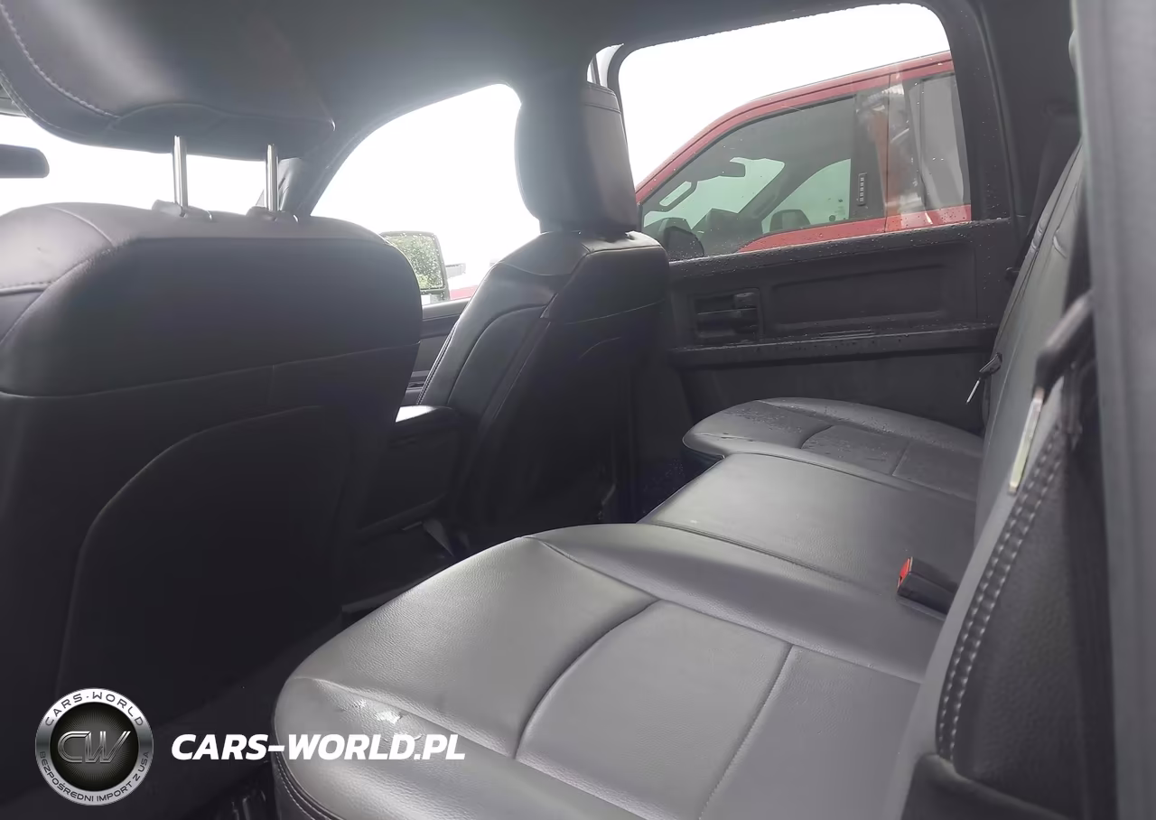 2024 Ram 3500 Tradesman 4X4 6'4 Box VIN:3C63R3CL1RG225490 - 8