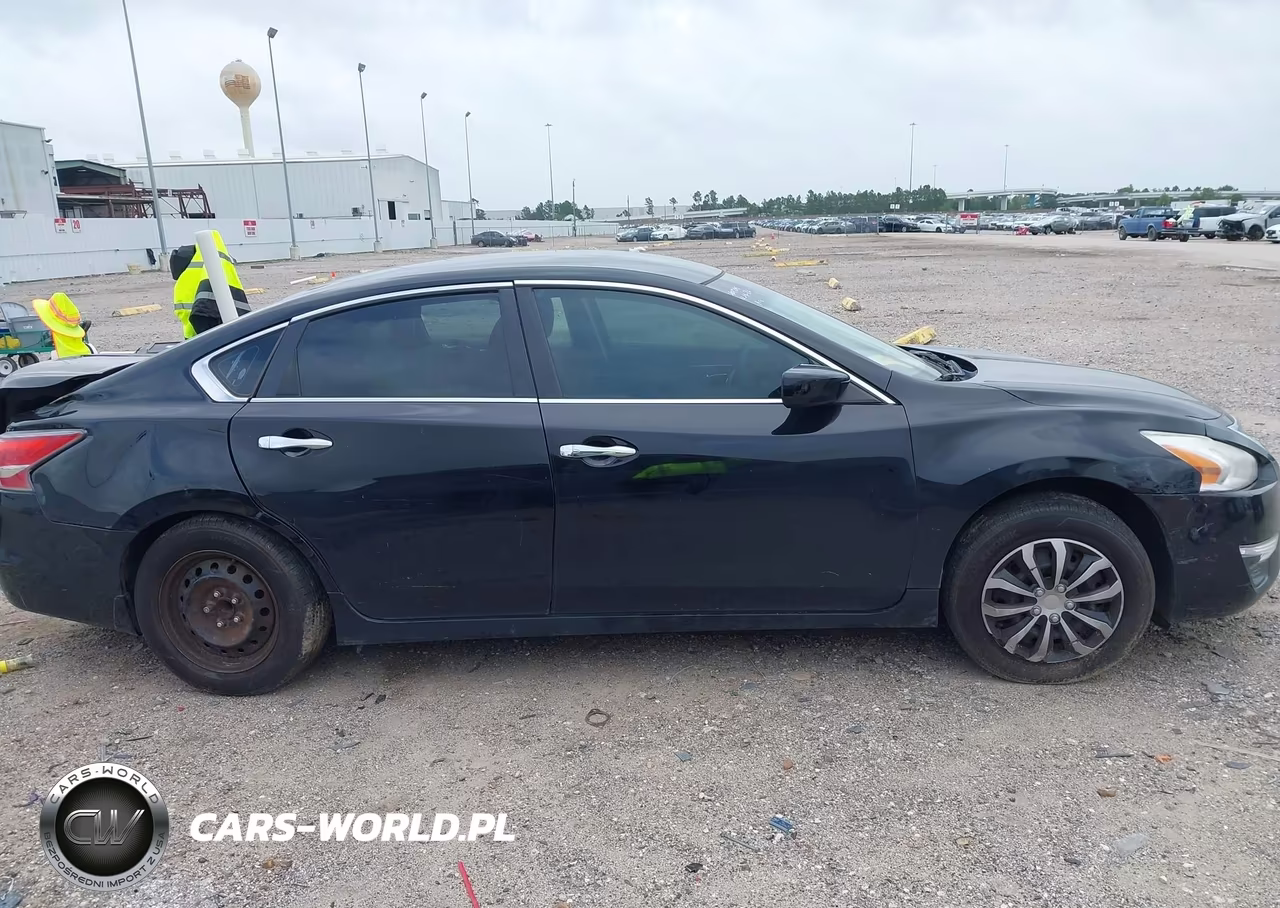 2015 Nissan Altima 2.5 S VIN:1N4AL3AP4FC224359 - 13