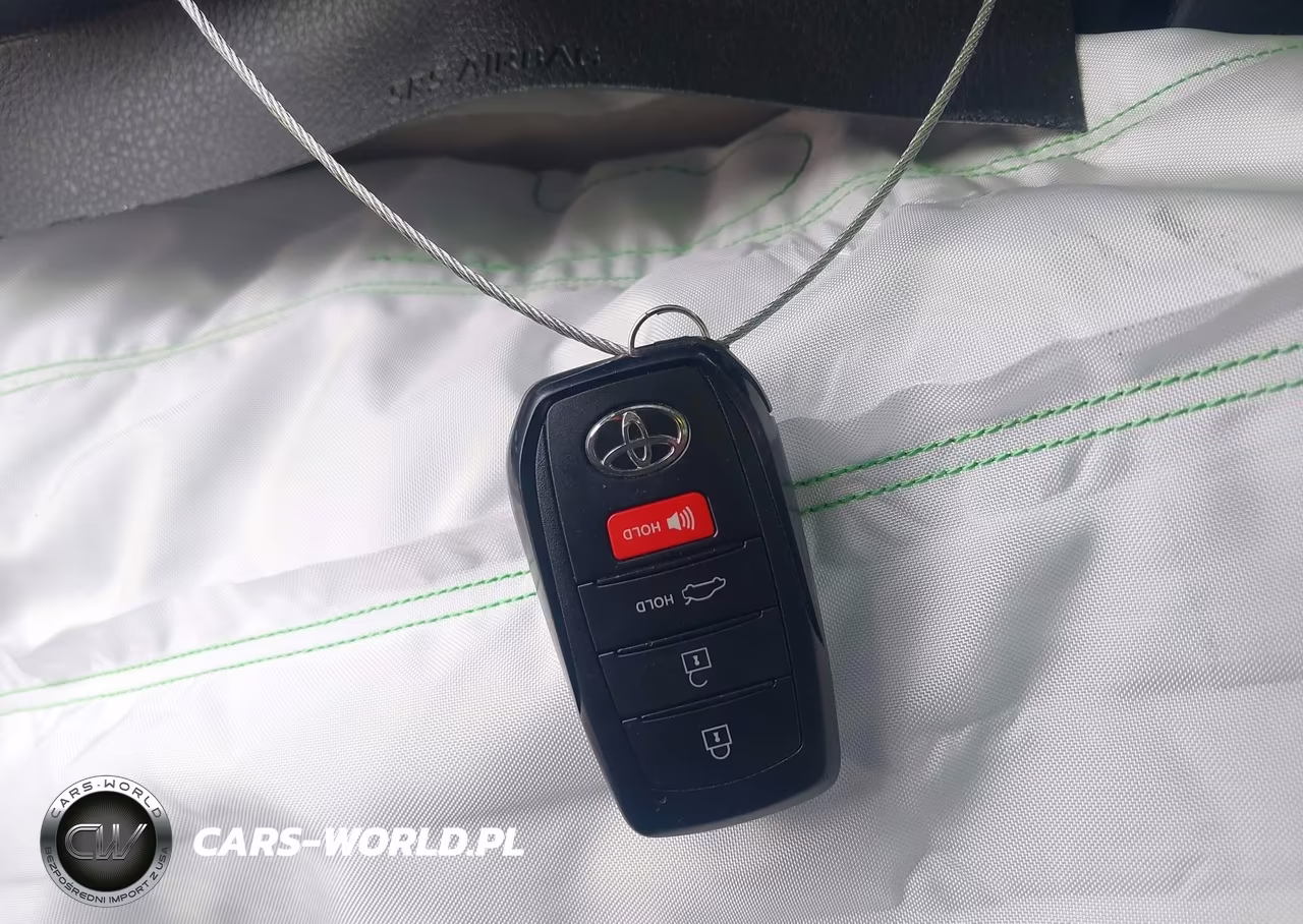 2025 Toyota Camry Le VIN:4T1DAACKXSU615728 - 11