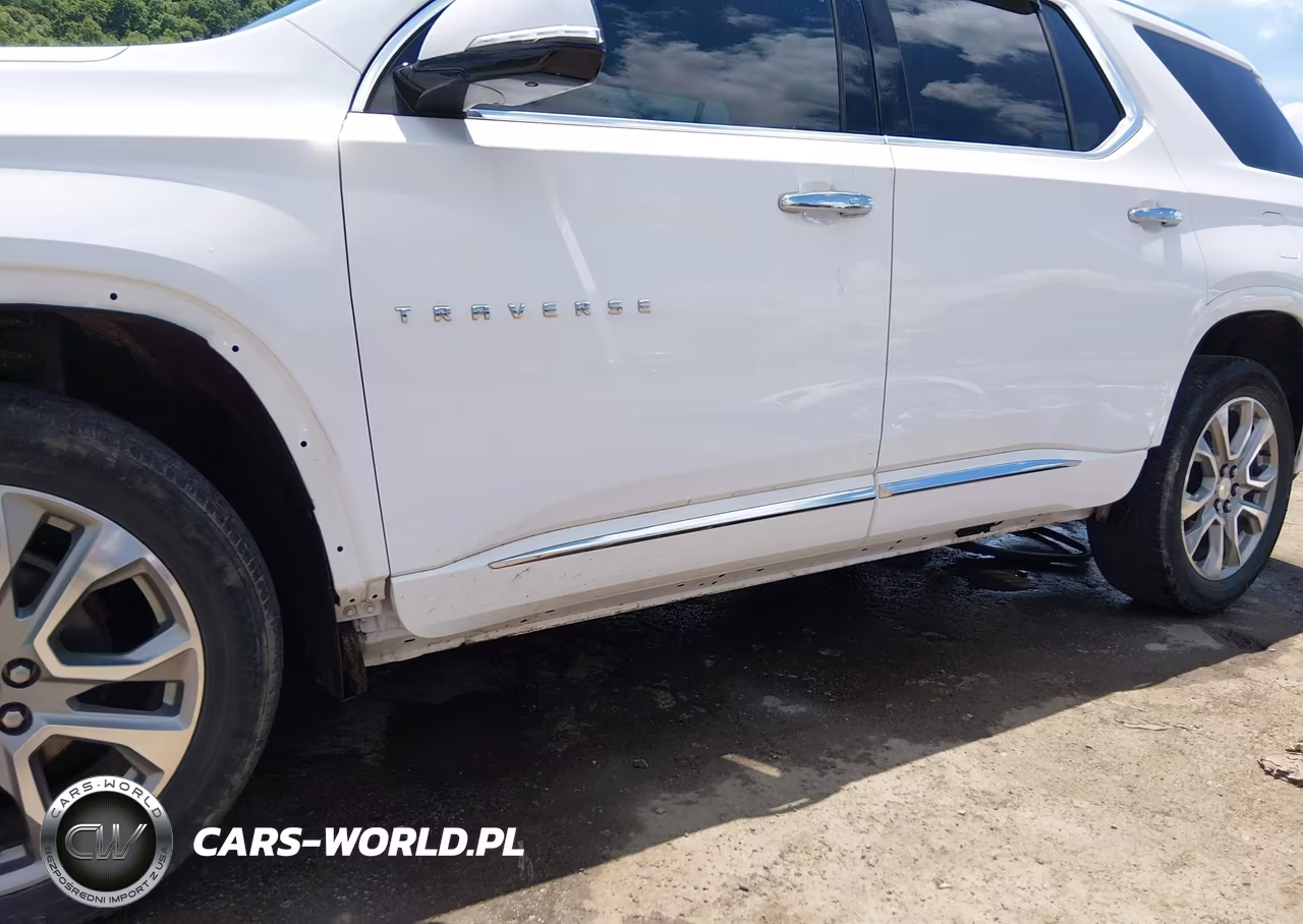 2018 Chevrolet Traverse Premier VIN:1GNEVJKW3JJ231427 - 19