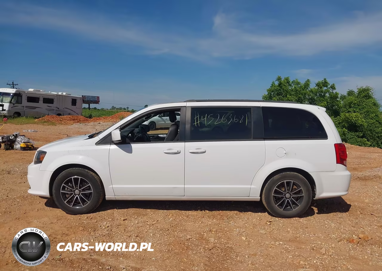 2019 Dodge Grand Caravan Gt VIN:2C4RDGEG3KR595817 - 14