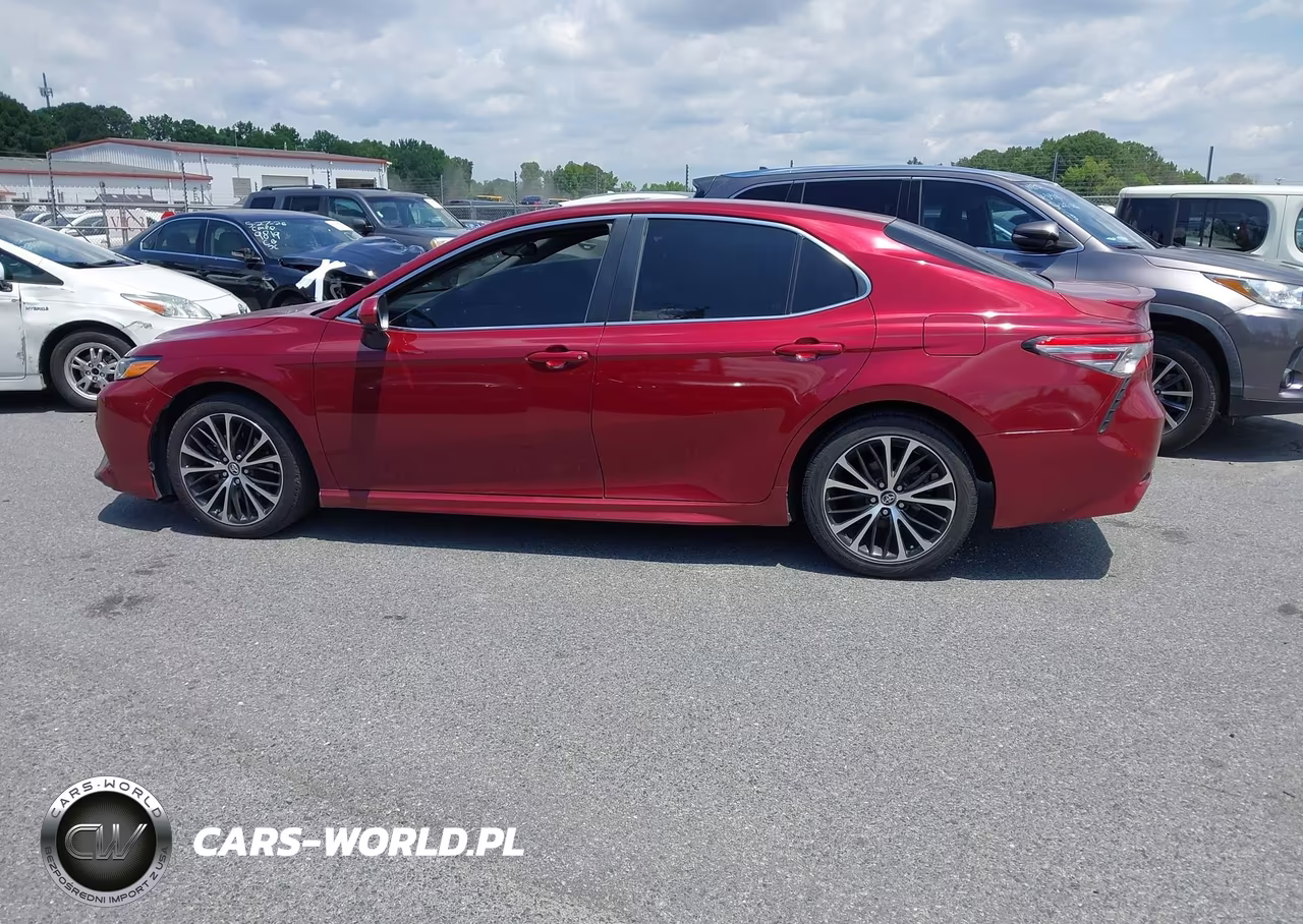 2018 Toyota Camry Se VIN:4T1B11HK6JU538290 - 14