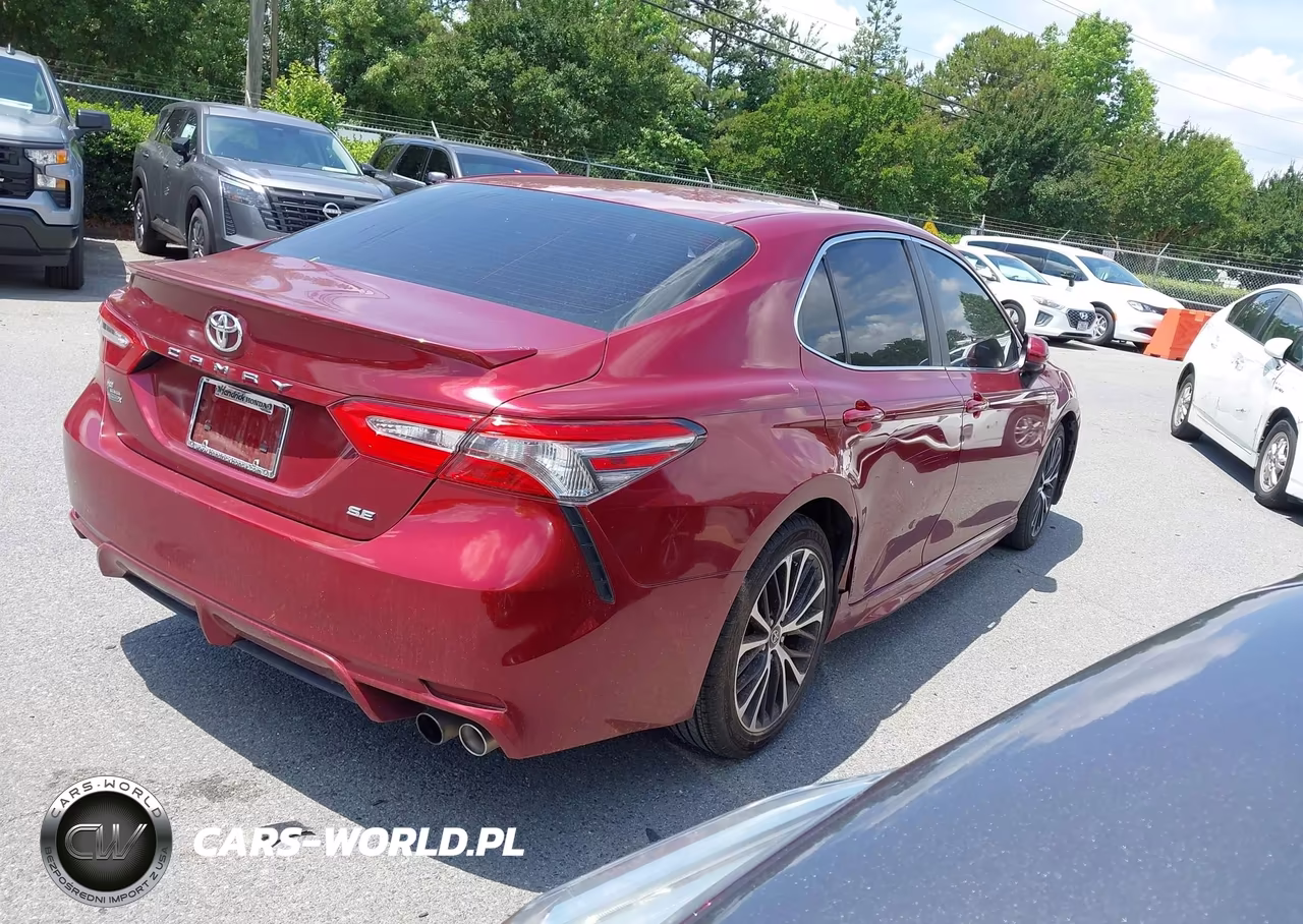 2018 Toyota Camry Se VIN:4T1B11HK6JU538290 - 4