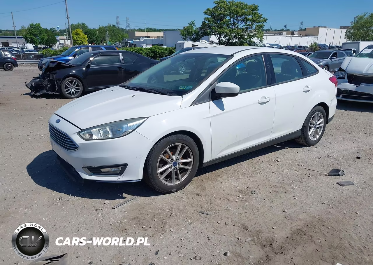 2018 Ford Focus Se VIN:1FADP3F27JL241969 - 2