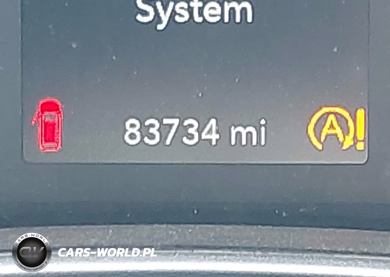 2018 Chrysler Pacifica Touring Plus VIN:2C4RC1FG8JR350458 - 16