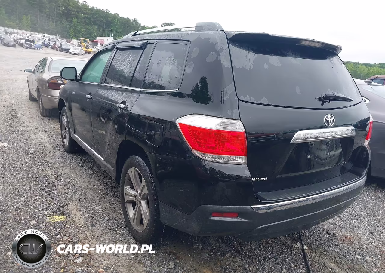 2011 Toyota Highlander Limited V6 VIN:5TDYK3EHXBS027087 - 3