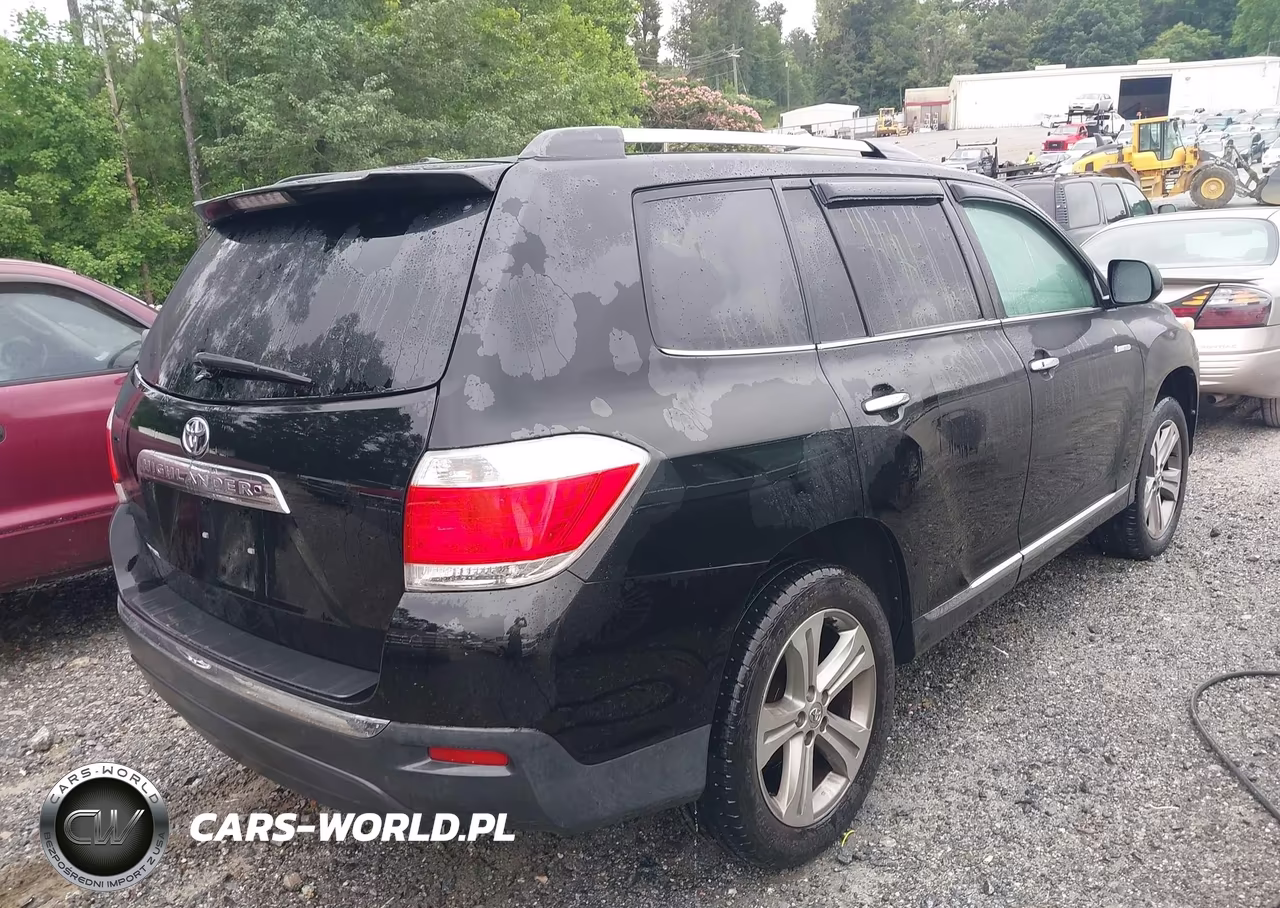 2011 Toyota Highlander Limited V6 VIN:5TDYK3EHXBS027087 - 4