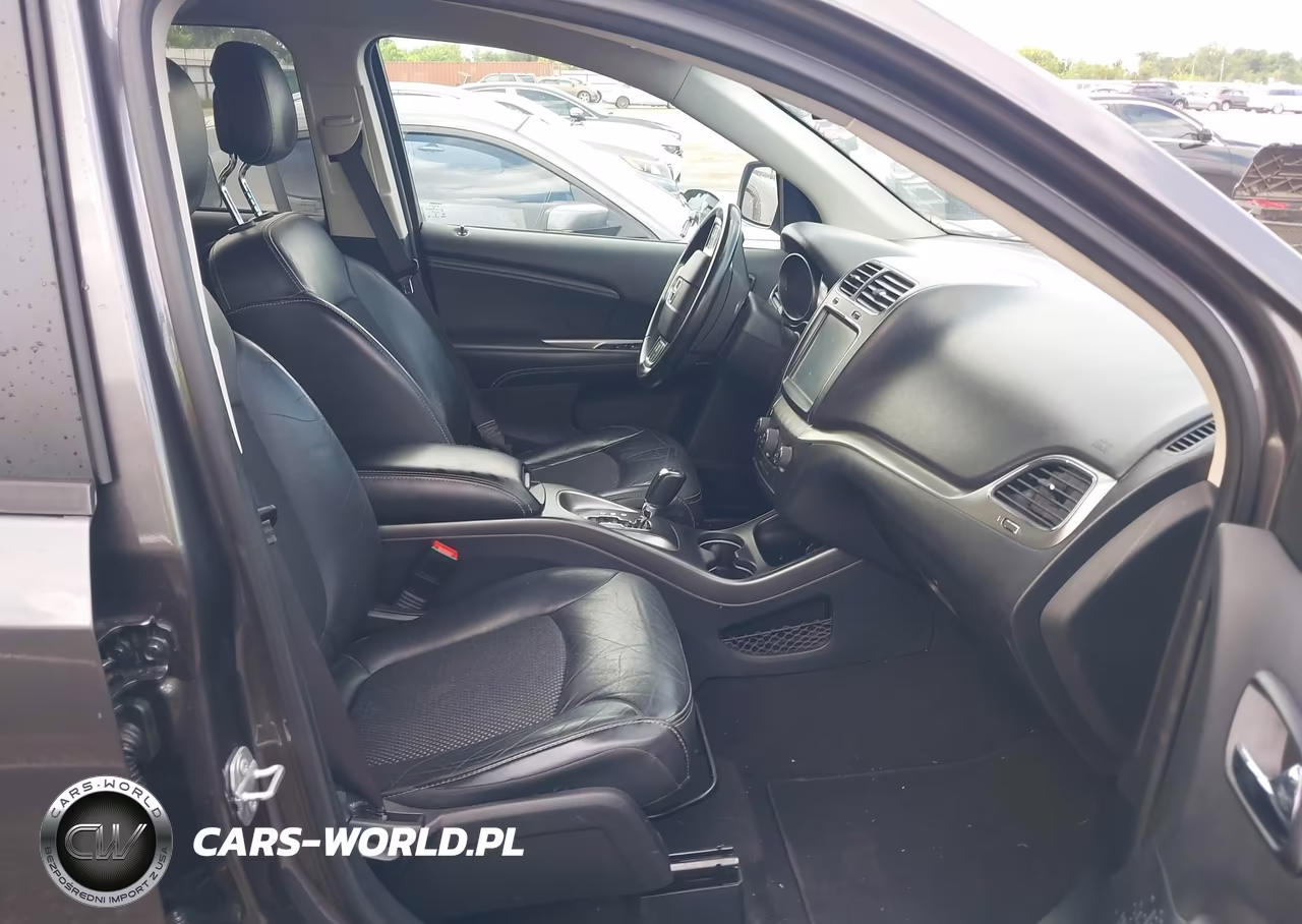 2019 Dodge Journey Crossroad VIN:3C4PDCGG8KT783226 - 5