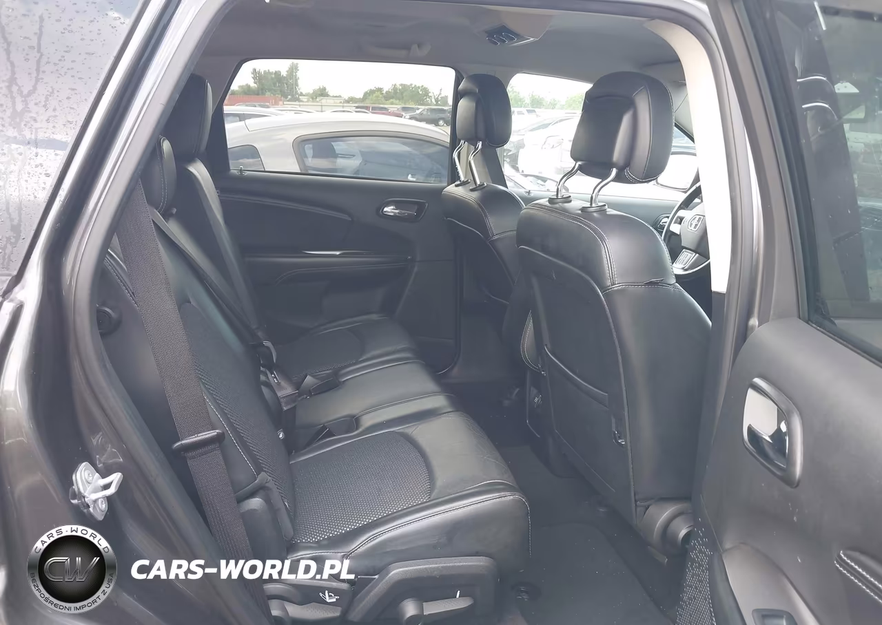 2019 Dodge Journey Crossroad VIN:3C4PDCGG8KT783226 - 8