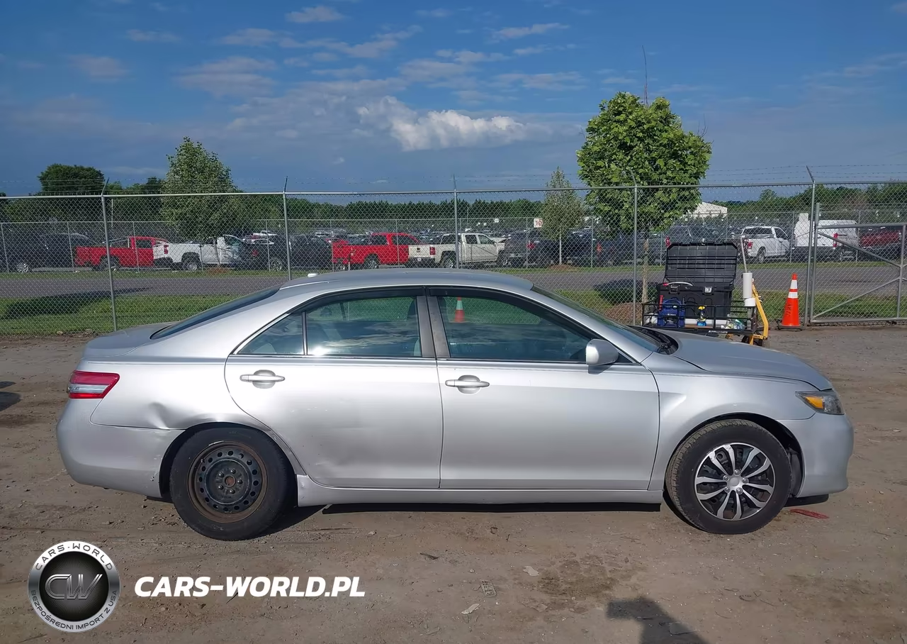 2011 Toyota Camry Le VIN:4T1BF3EKXBU144309 - 13
