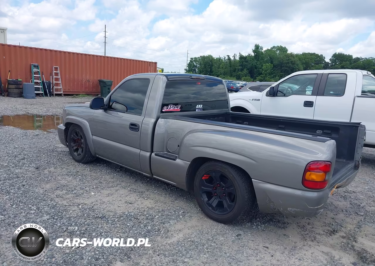 2005 Chevrolet Silverado 1500 Work Truck VIN:1GCEC14X85Z297578 - 3