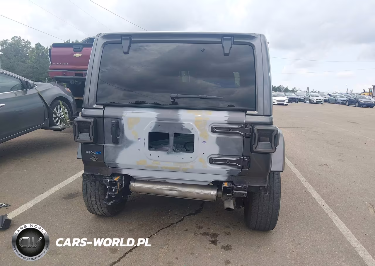 2021 Jeep Wrangler 4Xe Unlimited Sahara 4X4 VIN:1C4JJXP65MW871855 - 6