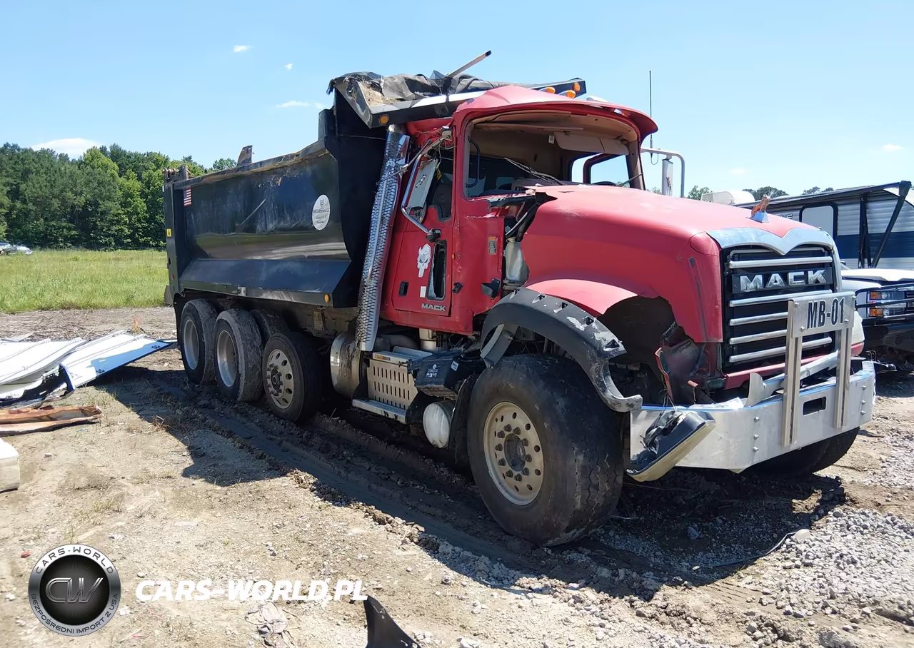2014 Mack 700 Gu700