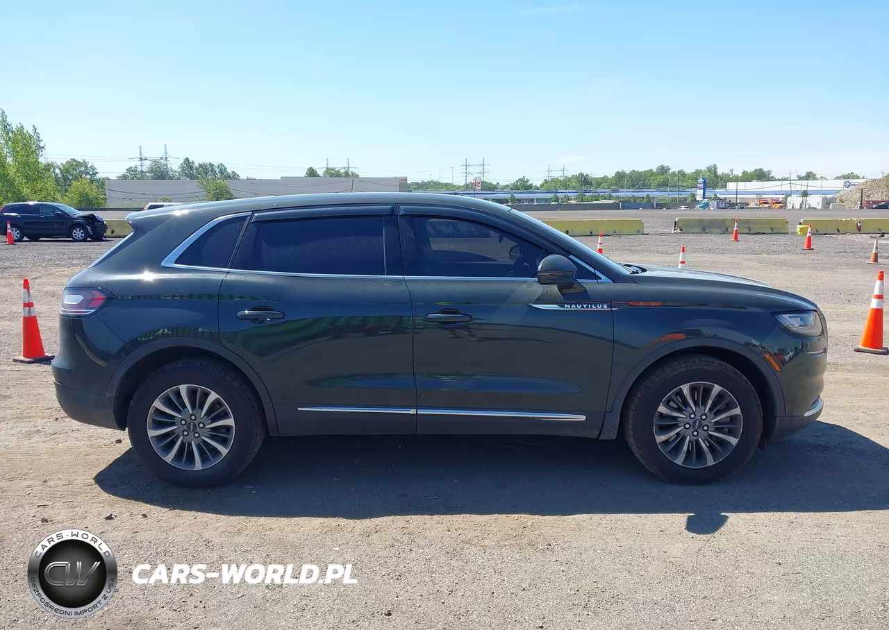 2023 Lincoln Nautilus Standard VIN:2LMPJ8J99PBL23950 - 13