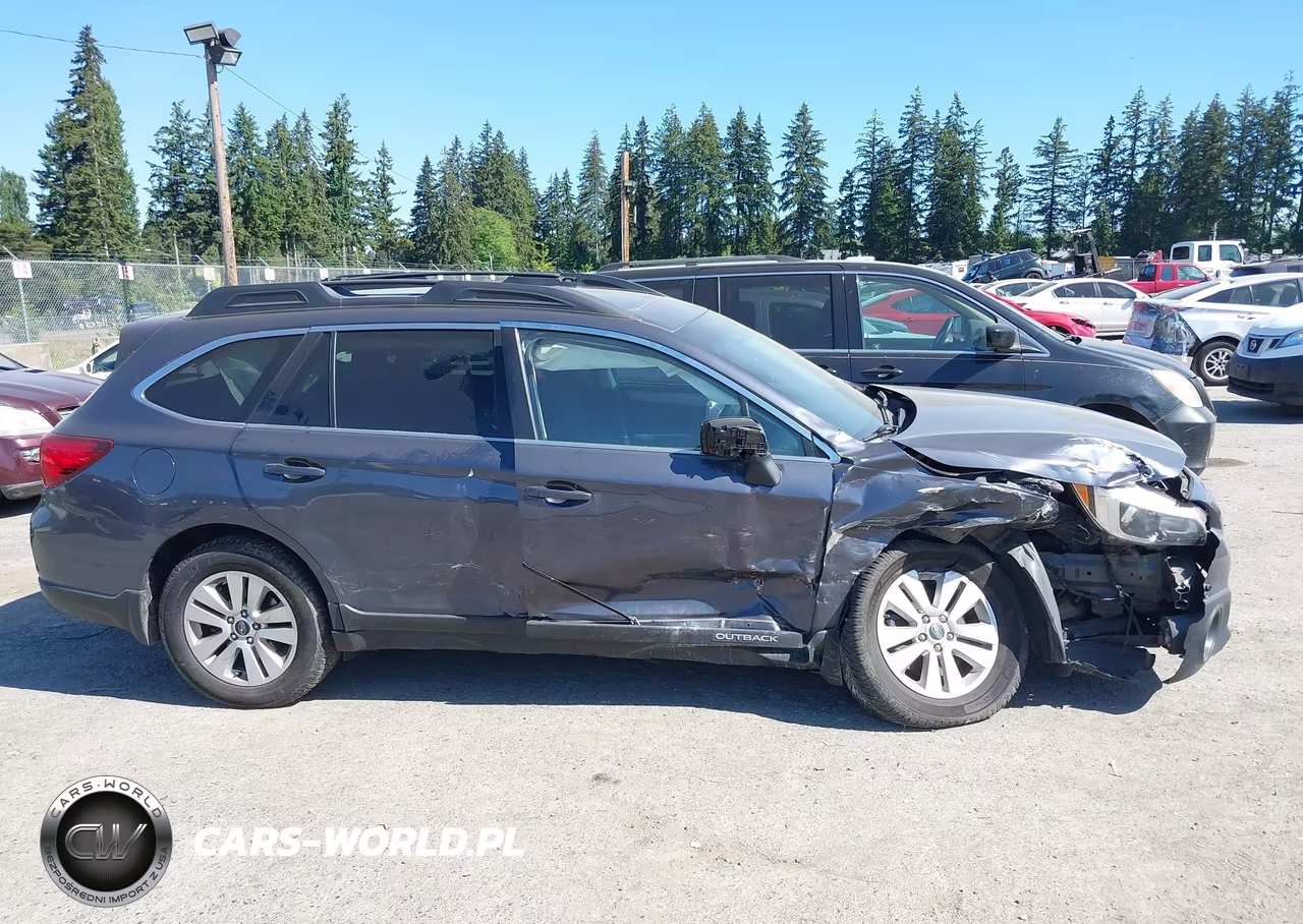 2015 Subaru Outback 2.5I Premium VIN:4S4BSADC2F3222829 - 13