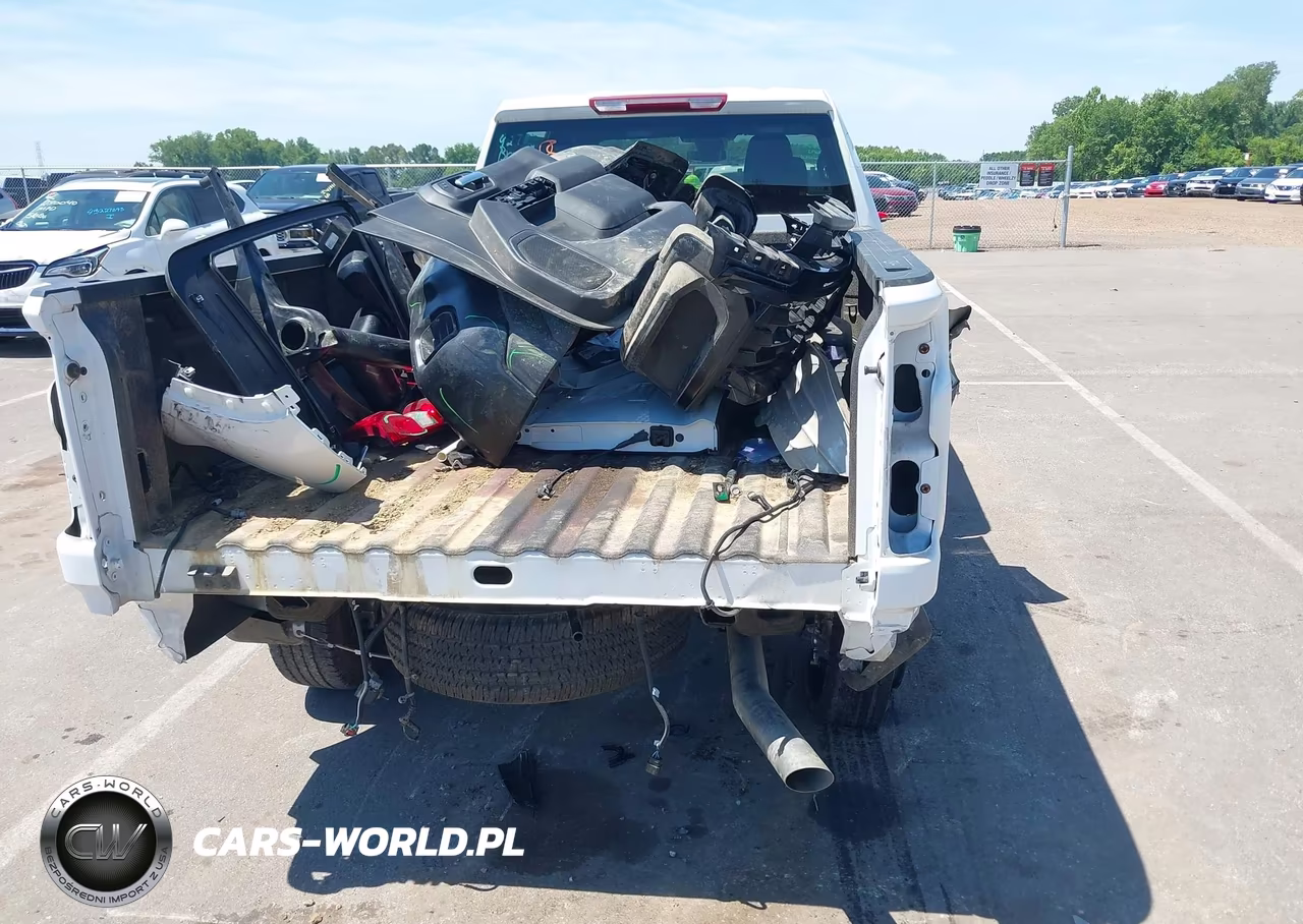2025 Chevrolet Silverado 2500Hd 4Wd Long Bed Work Truck VIN:1GC4KLE7XSF303581 - 17