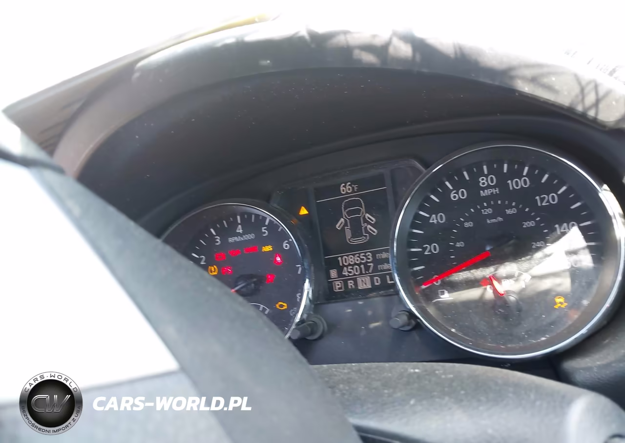 2015 Nissan Rogue Select S VIN:JN8AS5MV3FW751976 - 7