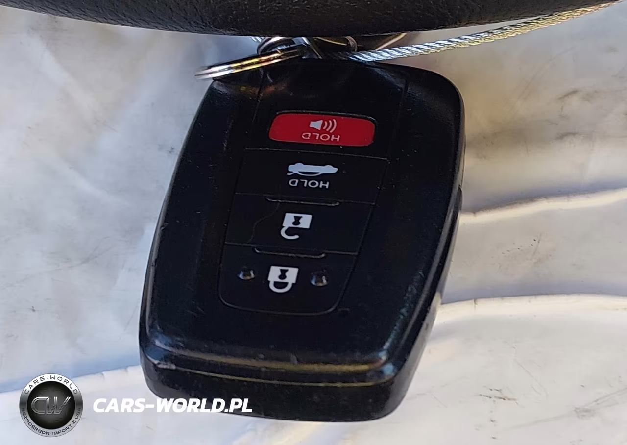 2020 Toyota Camry Le Hybrid VIN:4T1C31AK1LU528634 - 11