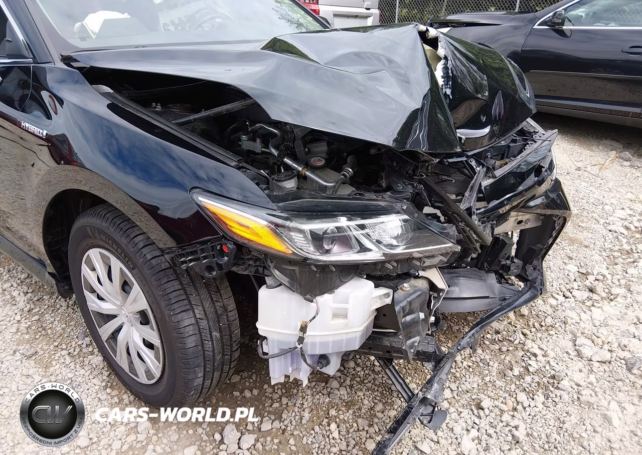 2020 Toyota Camry Le Hybrid VIN:4T1C31AK1LU528634 - 18