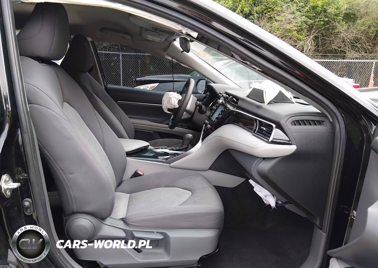 2020 Toyota Camry Le Hybrid VIN:4T1C31AK1LU528634 - 5