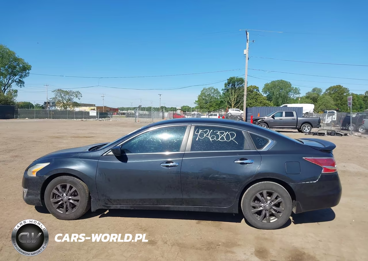 2015 Nissan Altima 2.5 S VIN:1N4AL3AP1FC492236 - 15
