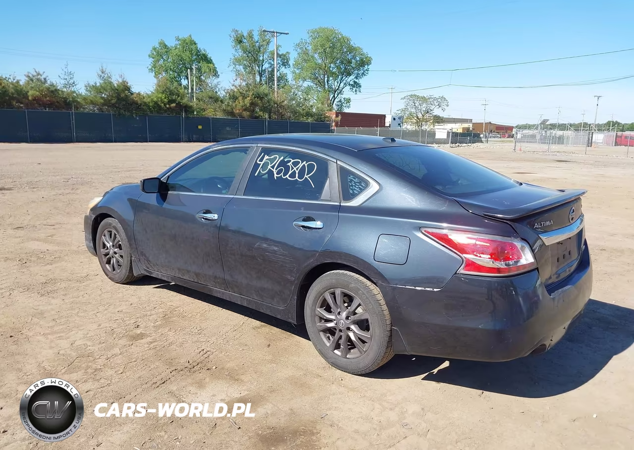 2015 Nissan Altima 2.5 S VIN:1N4AL3AP1FC492236 - 3