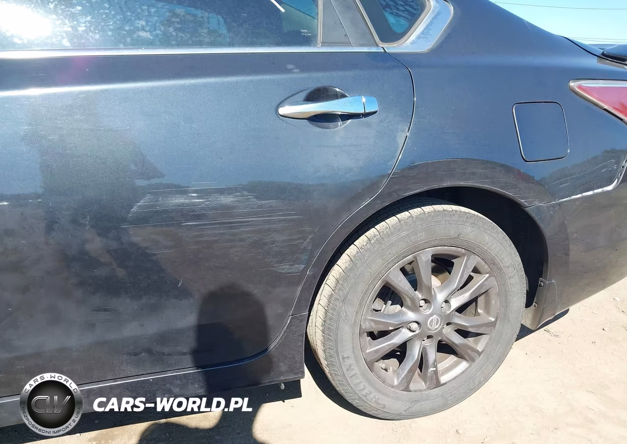 2015 Nissan Altima 2.5 S VIN:1N4AL3AP1FC492236 - 6