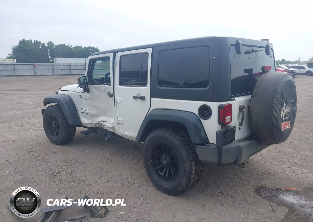 2013 Jeep Wrangler Unlimited Sport VIN:1C4BJWDG4DL505527 - 3