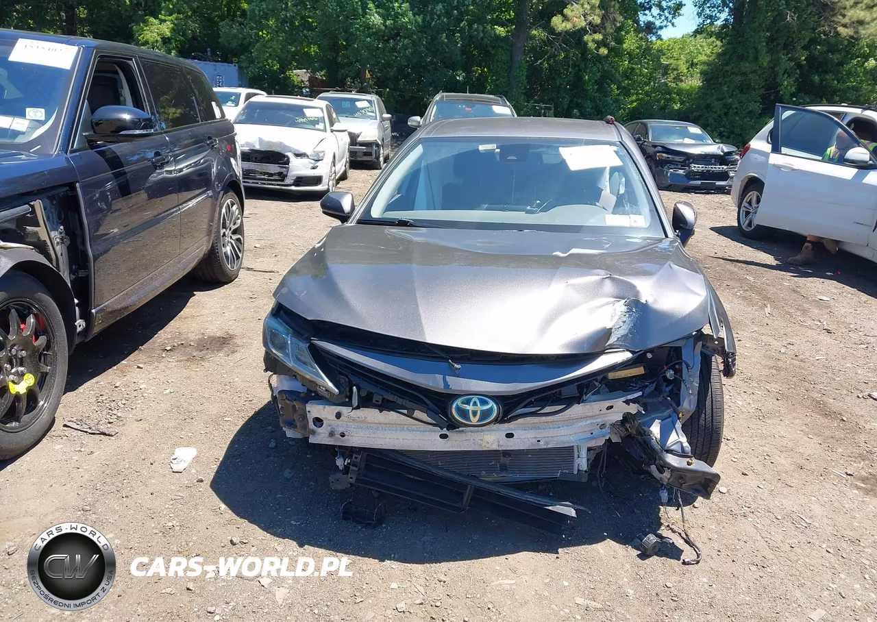 2022 Toyota Camry Le Hybrid VIN:4T1C31AK8NU570298 - 11