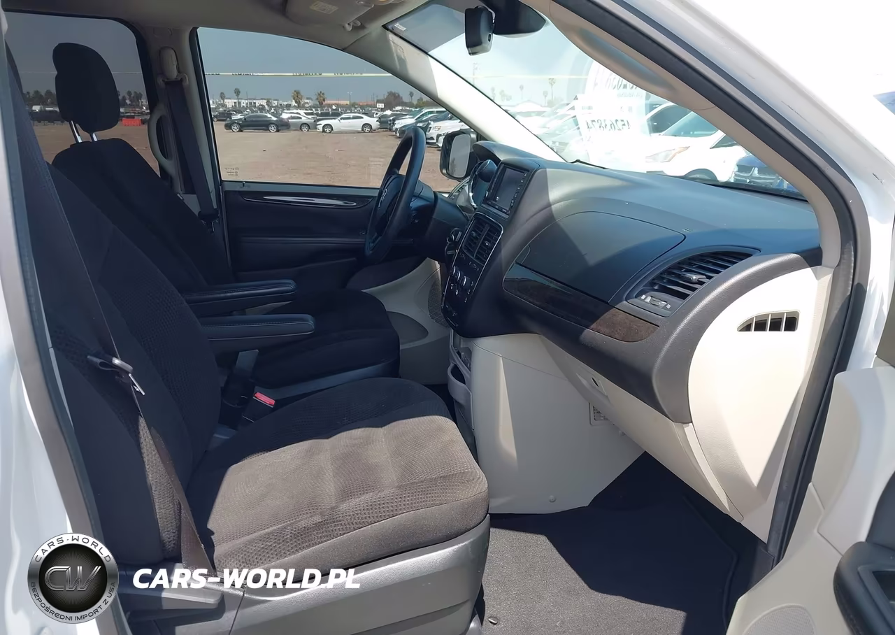 2018 Dodge Grand Caravan Se VIN:2C4RDGBG1JR313015 - 5