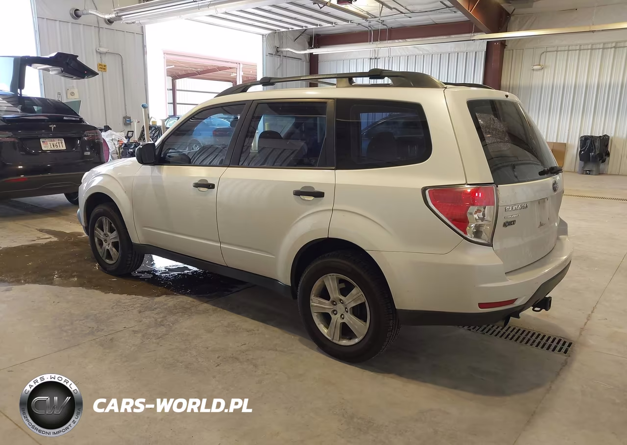 2011 Subaru Forester 2.5X VIN:JF2SHABC3BH774523 - 3