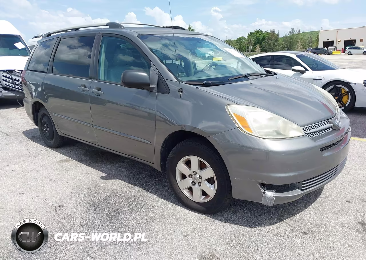 2004 Toyota Sienna Le – zdjęcie 1 z 11