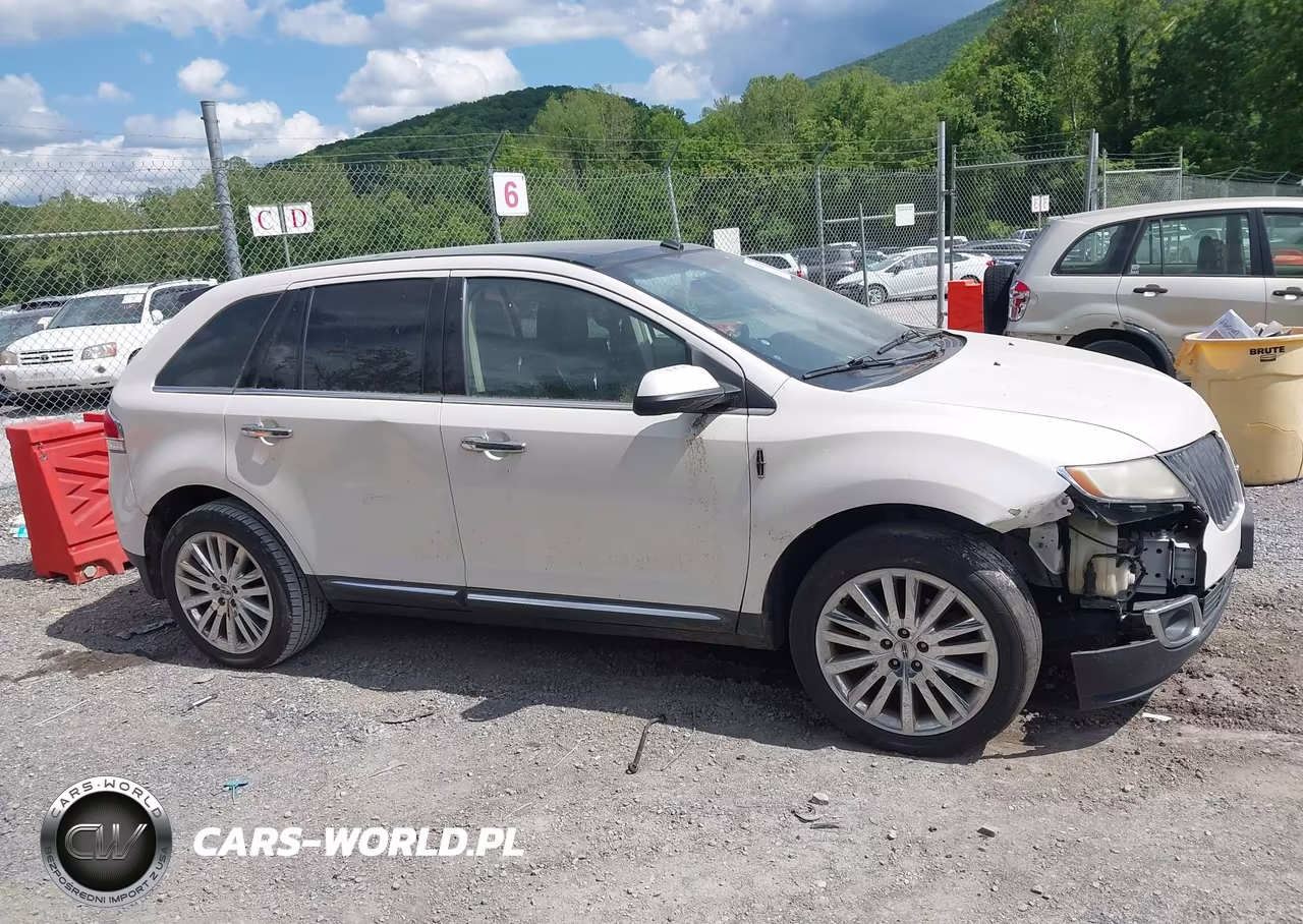 2011 Lincoln Mkx VIN:2LMDJ8JK8BBJ30669 - 13