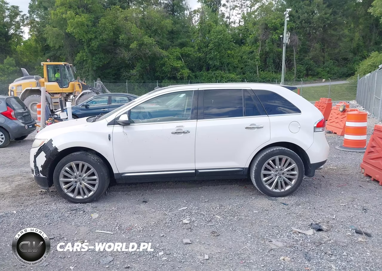 2011 Lincoln Mkx VIN:2LMDJ8JK8BBJ30669 - 14