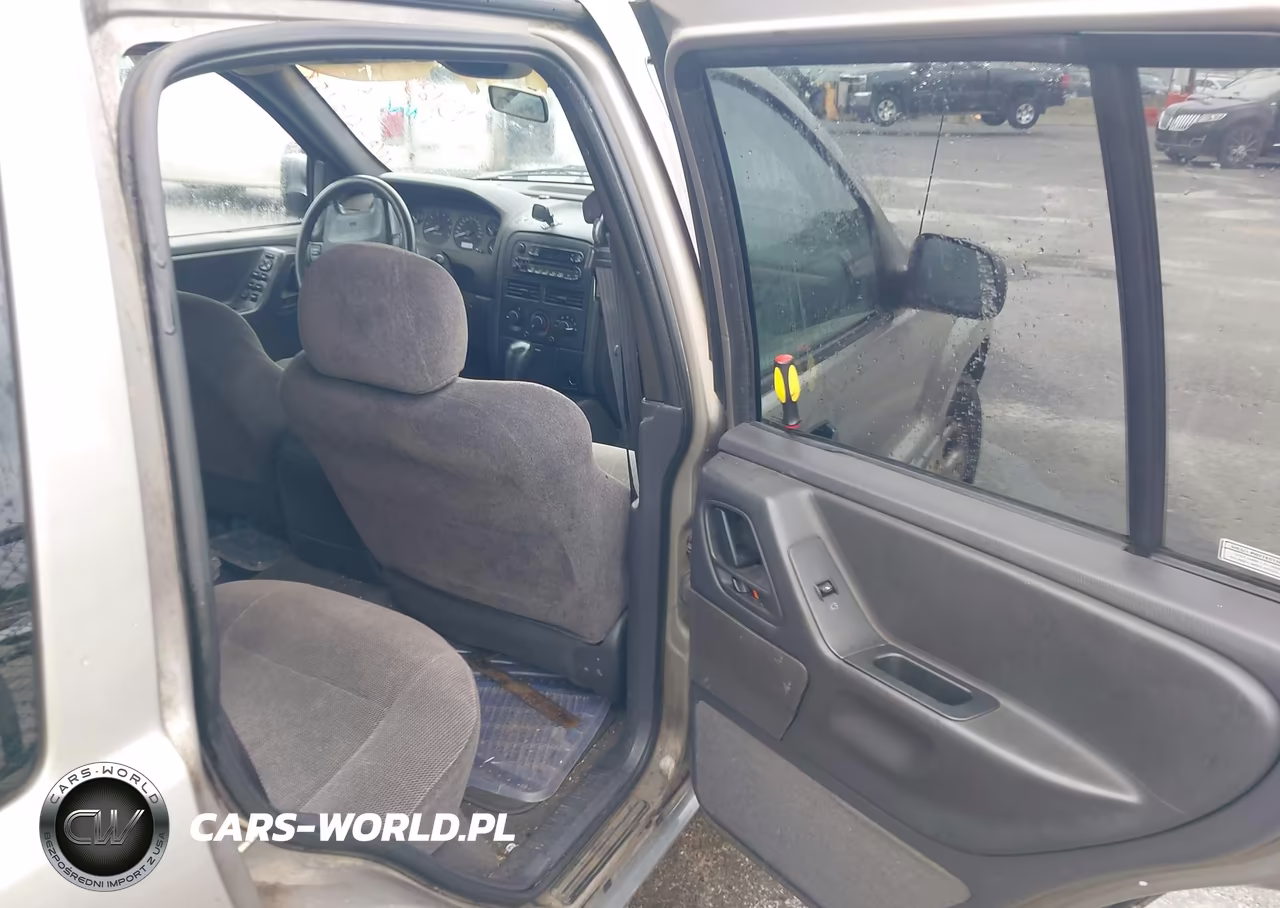 1999 Jeep Grand Cherokee Laredo VIN:1J4G258S8XC610758 - 8