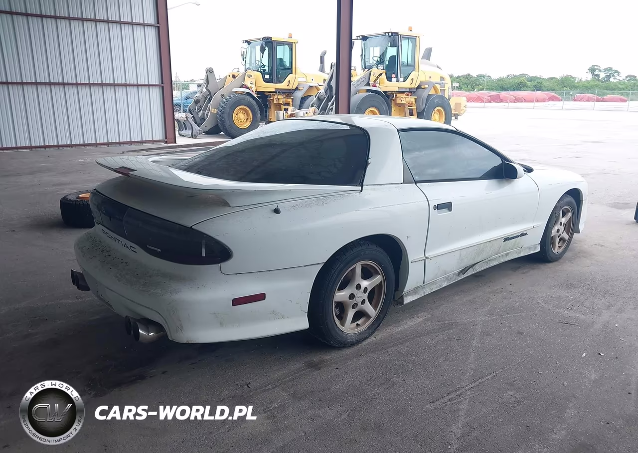 1996 Pontiac Firebird Formula-Trans Am VIN:2G2FV22PXT2219718 - 4