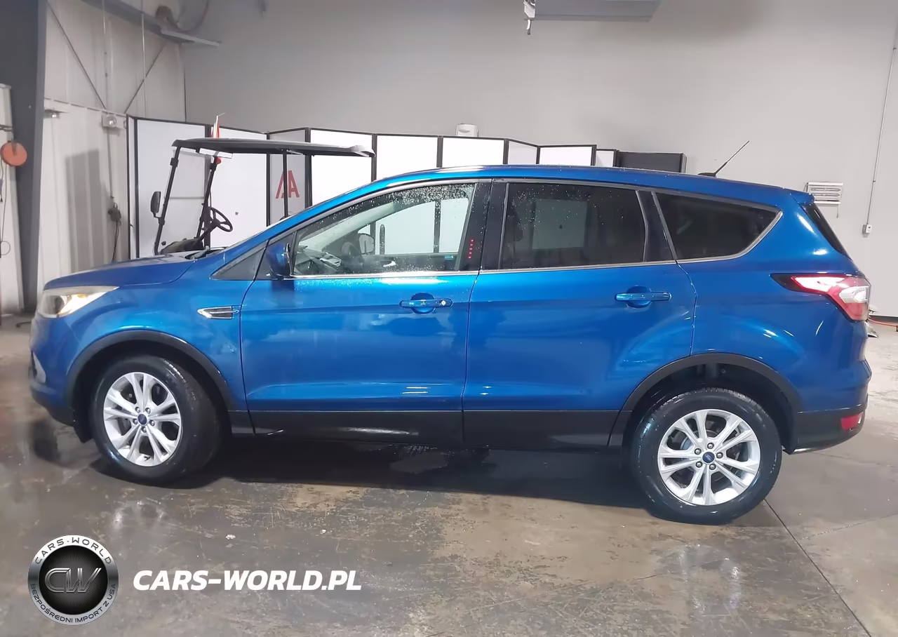 2017 Ford Escape Se VIN:1FMCU9GD5HUE50371 - 15