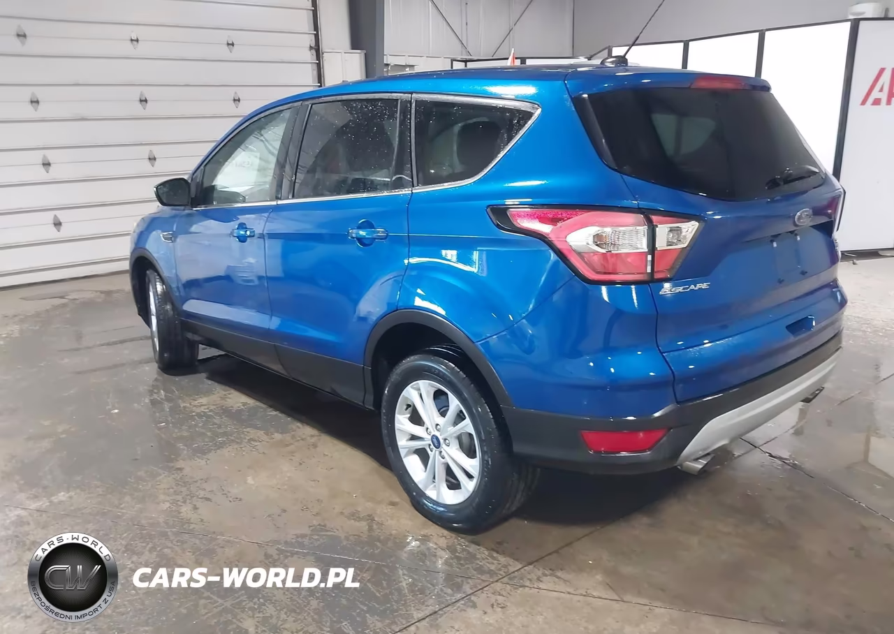2017 Ford Escape Se VIN:1FMCU9GD5HUE50371 - 3