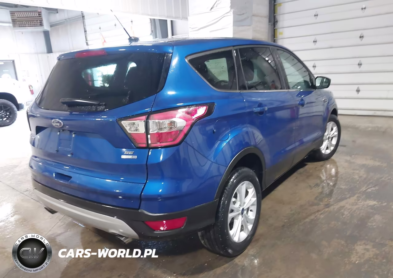 2017 Ford Escape Se VIN:1FMCU9GD5HUE50371 - 4