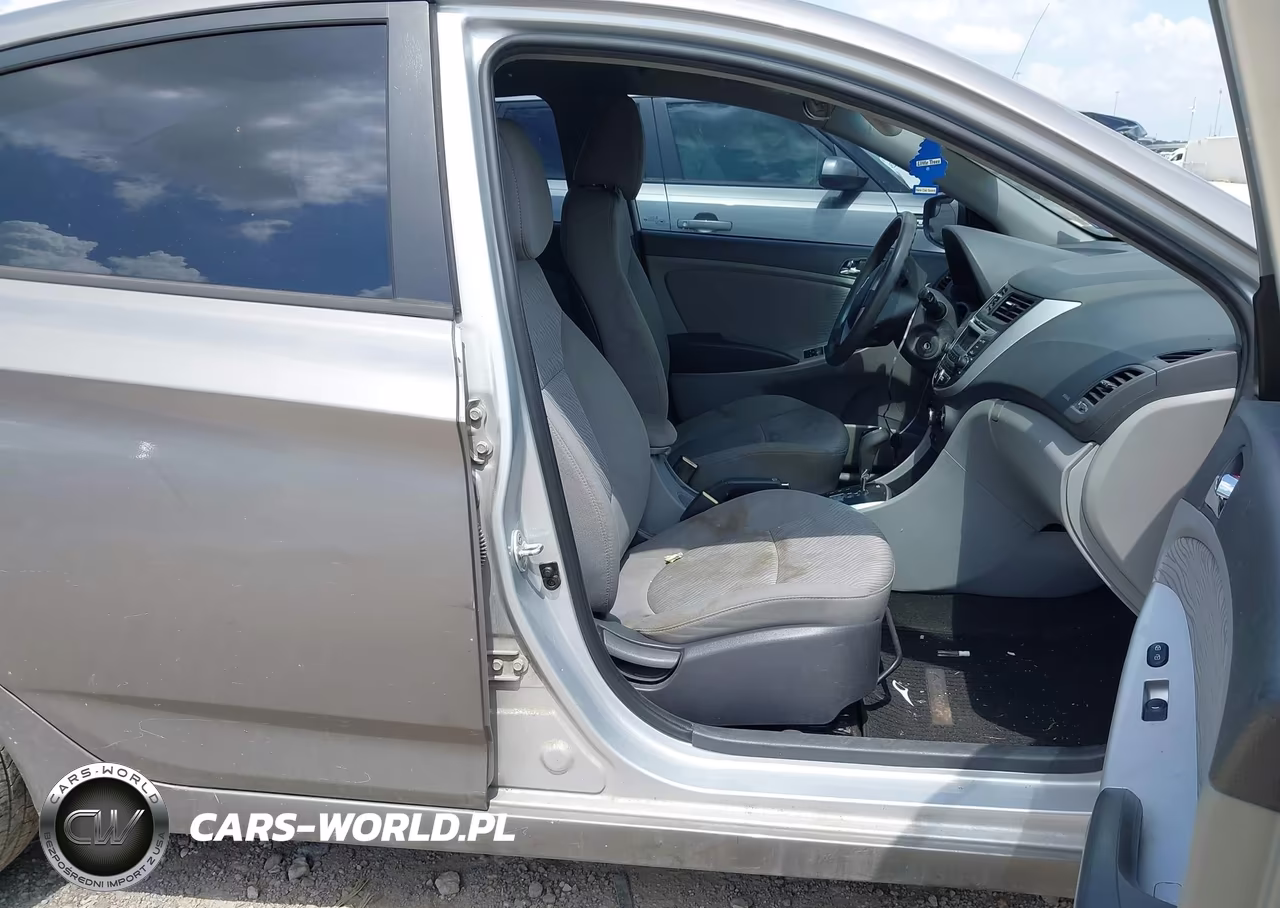 2014 Hyundai Accent Gls VIN:KMHCU4AE5EU750007 - 5