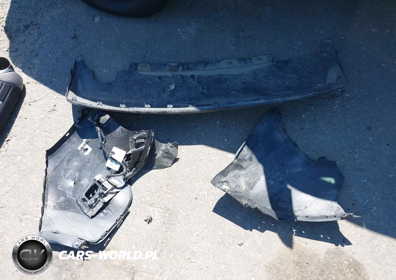 2021 Jeep Cherokee Latitude Plus 4X4 VIN:1C4PJMLB2MD158645 - 12