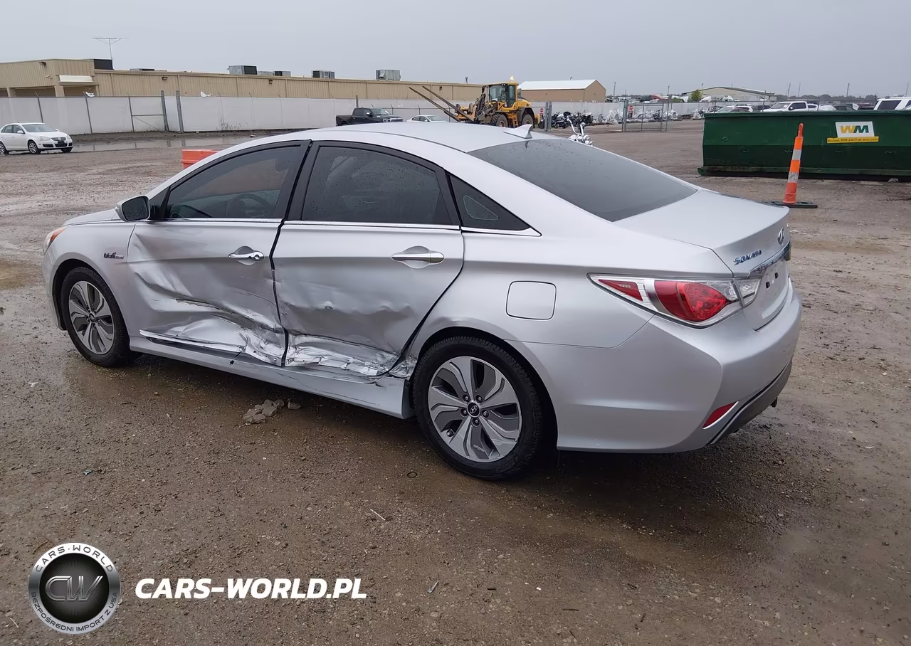 2015 Hyundai Sonata Hybrid Limited VIN:KMHEC4A46FA121586 - 3