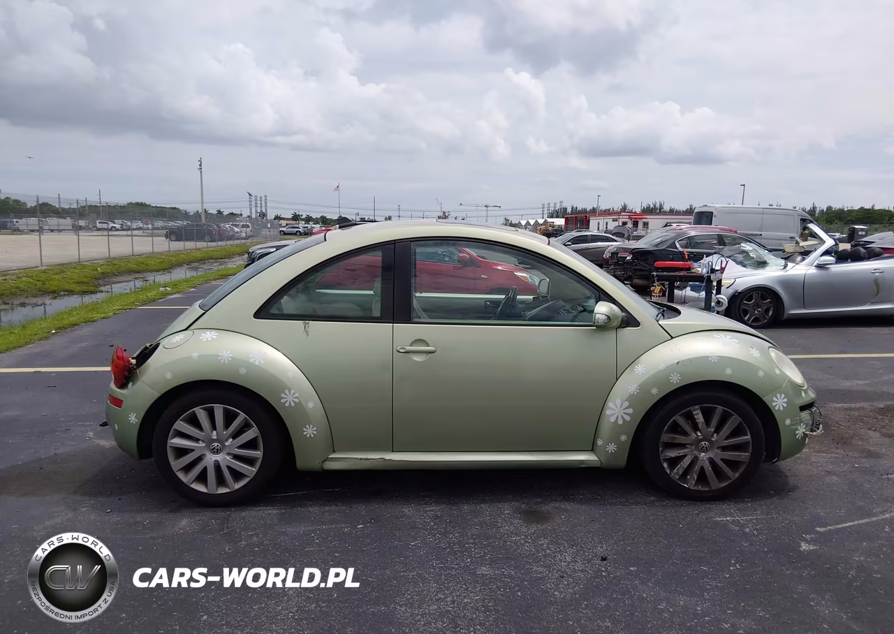 2008 Volkswagen New Beetle S-Se VIN:3VWRW31C88M504706 - 13