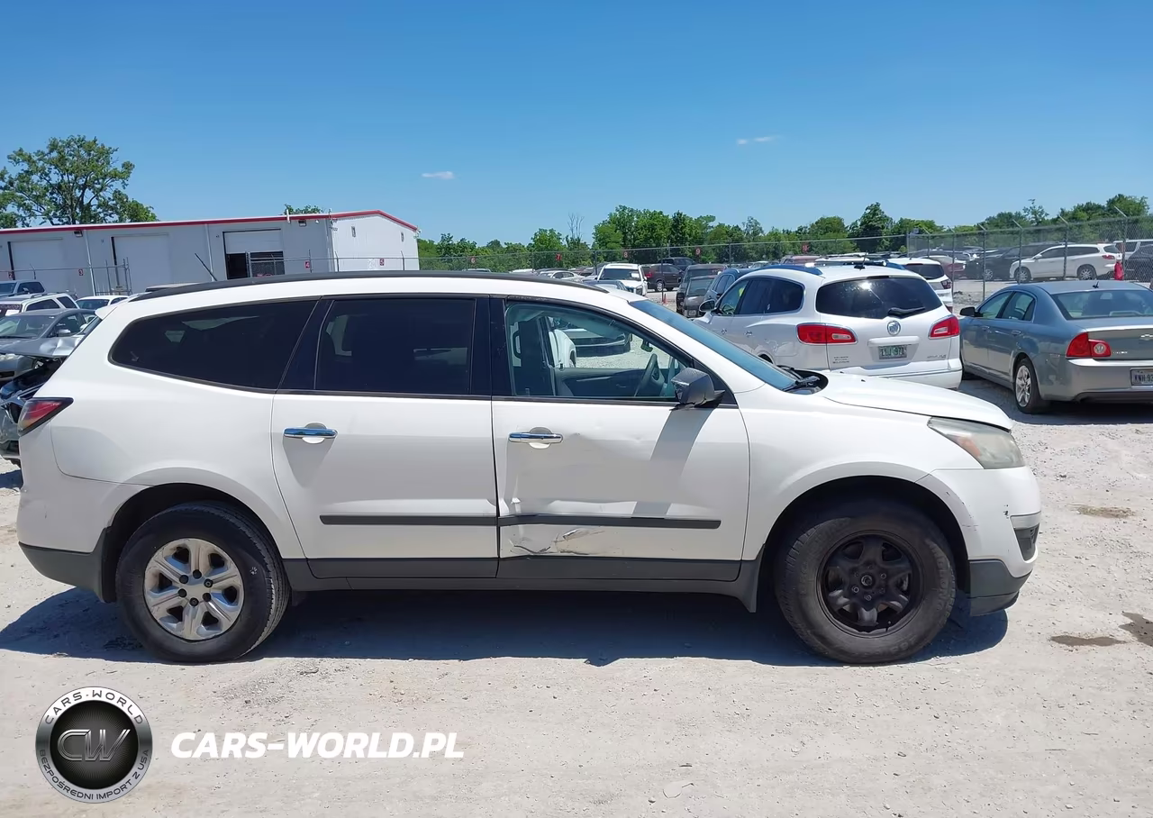 2015 Chevrolet Traverse Ls VIN:1GNKRFED0FJ194374 - 14
